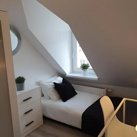 6 Pokoi Na Wajdeloty Apartamento