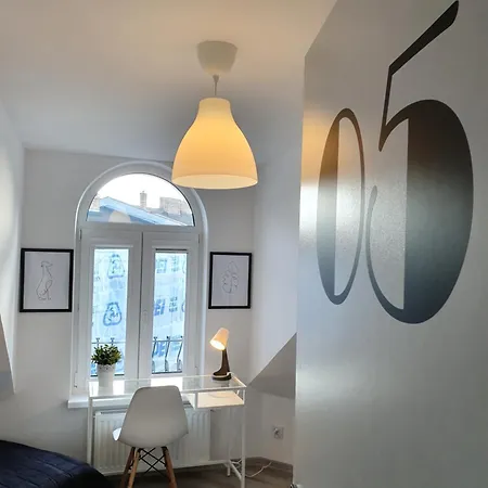 6 Pokoi Na Wajdeloty Apartamento