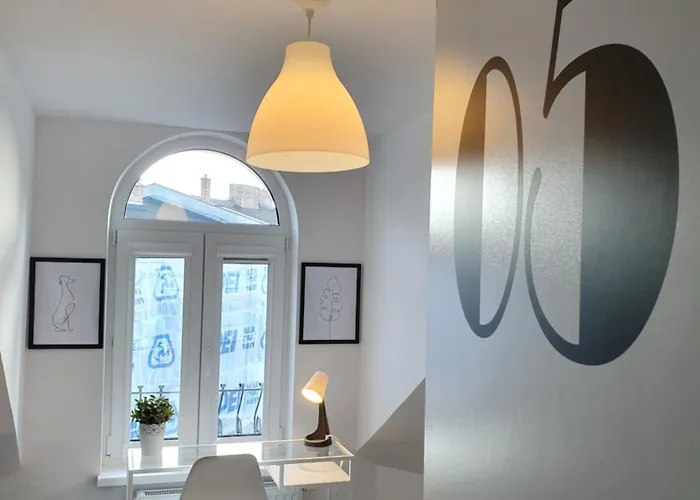 6 Pokoi Na Wajdeloty Appartamento